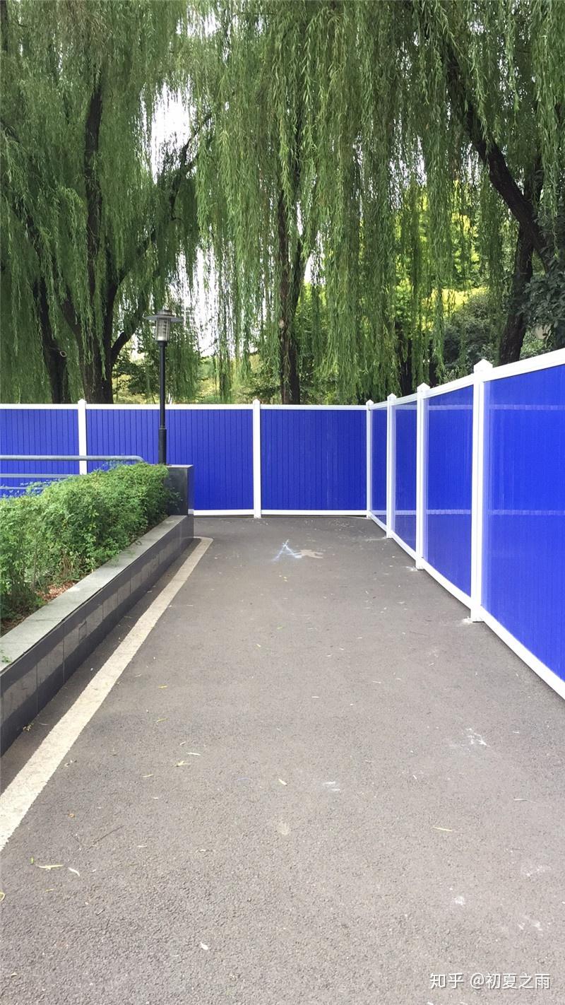 PVC围挡价格，时代变迁中的围挡产业革命概览