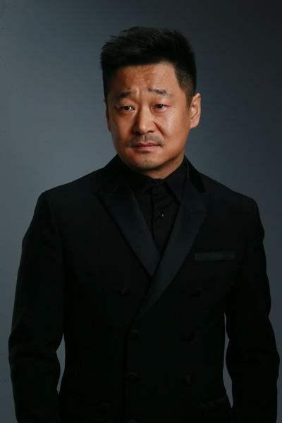 上影厂老演员，时代印记与影坛璀璨星辰