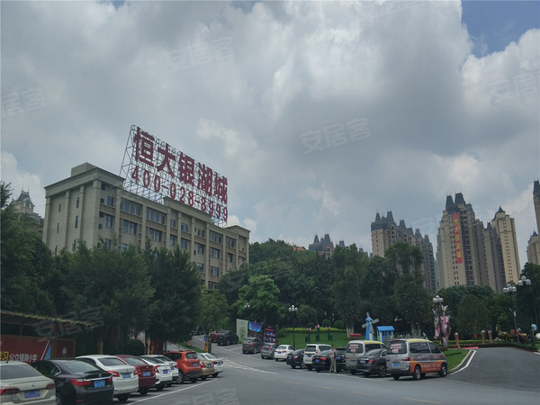 清远银湖城最新房价动态，城市变迁与人生共成长，迈向成功之路
